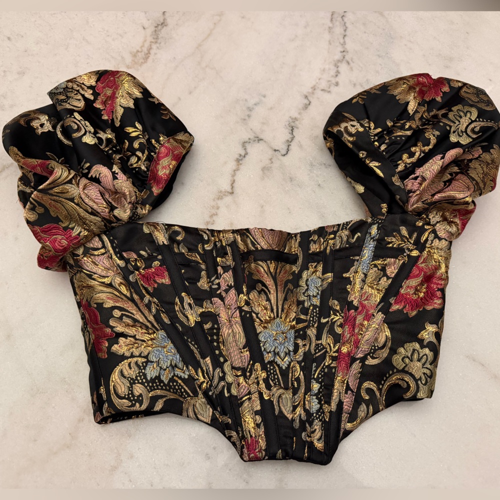 House of CB ISABELLA Brocade Jacquard Puff Sleeve Bustier - Picture 11 of 13